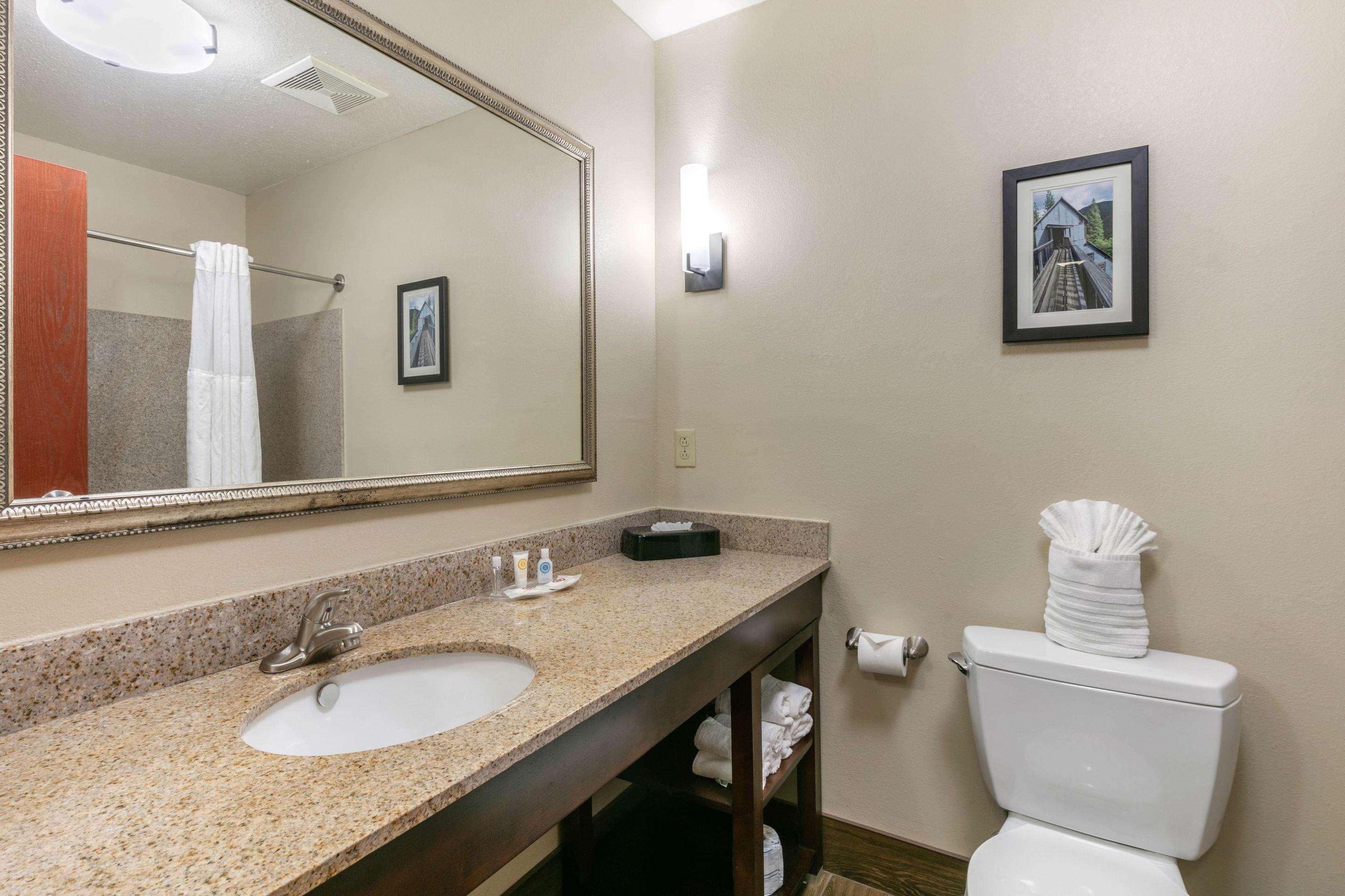 Comfort Suites Hopkinsville Near Fort Campbell Exterior foto