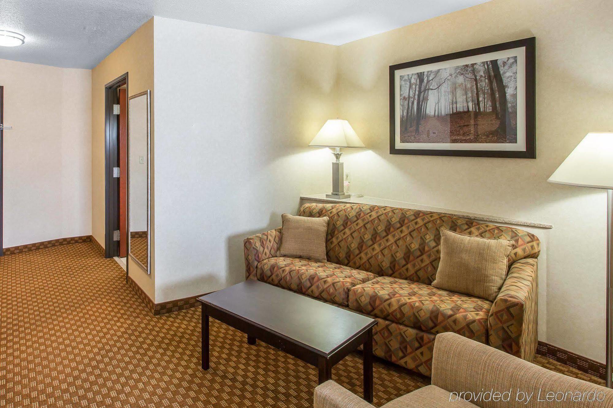 Comfort Suites Hopkinsville Near Fort Campbell Exterior foto